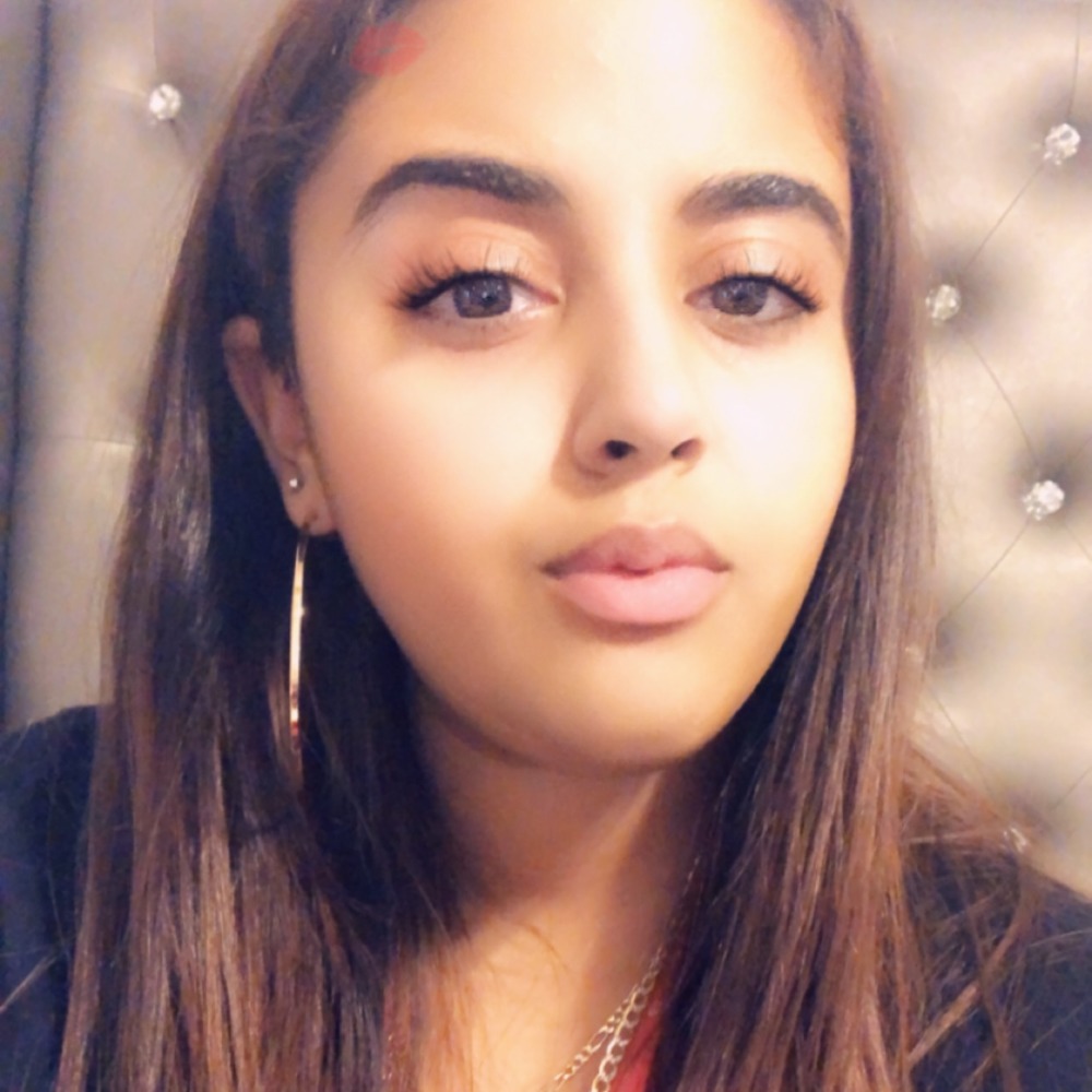 Meet your Posher, Ashley